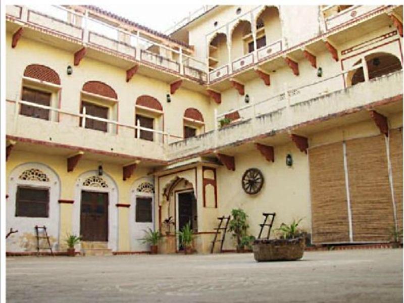 Pachewar Garh Fort Luaran gambar